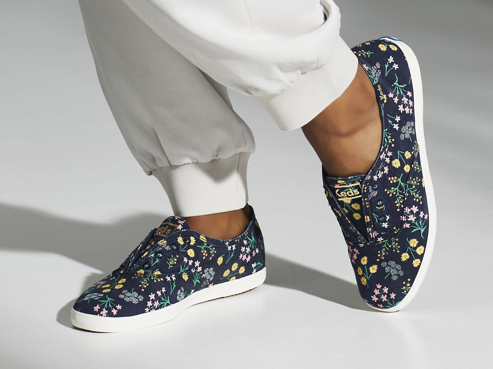 Keds Rifle Paper Co. Chillax Petite Fleurs Printed Ženske Slip On Sneakers Tamnoplave Visebojne | RS-56281